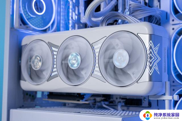 影驰 GeForce RTX 5090 D 星曜显卡上盖优化装拆技巧分享