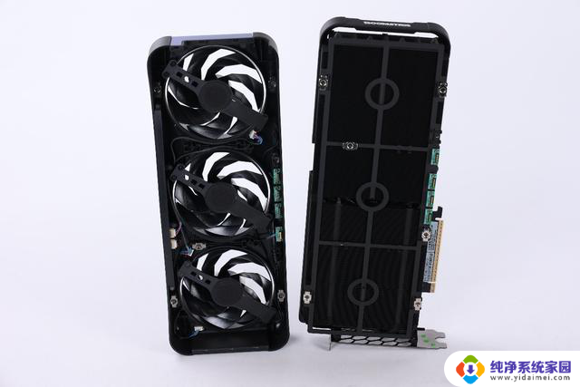 影驰 GeForce RTX 5090 D 星曜显卡上盖优化装拆技巧分享
