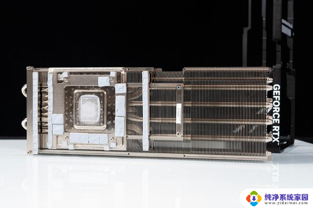 iGame GeForce RTX 5090 D v2 Vulcan OC 24GB 火神显卡评测:性能强劲,硬汉风格!