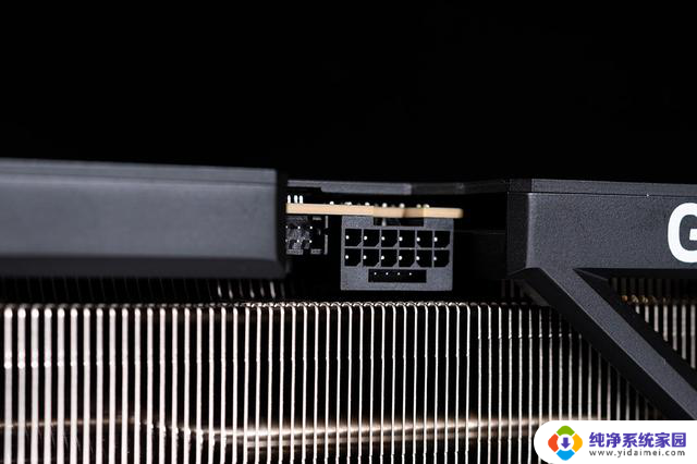 iGame GeForce RTX 5090 D v2 Vulcan OC 24GB 火神显卡评测:性能强劲,硬汉风格!