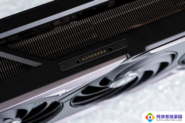 iGame GeForce RTX 5090 D v2 Vulcan OC 24GB 火神显卡评测:性能强劲,硬汉风格!