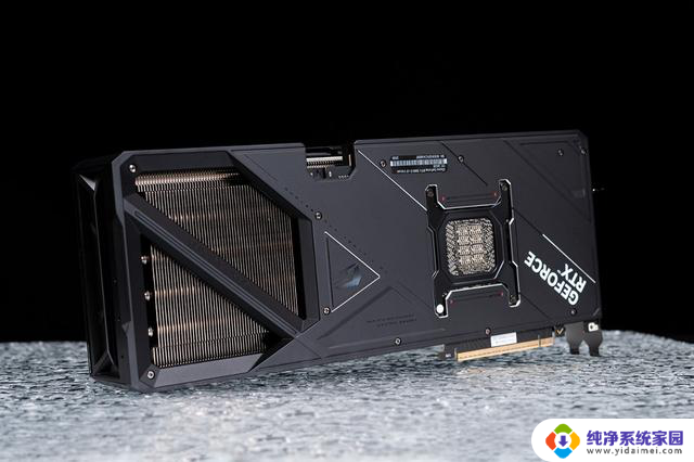 iGame GeForce RTX 5090 D v2 Vulcan OC 24GB 火神显卡评测:性能强劲,硬汉风格!
