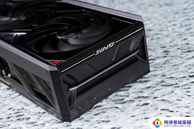 iGame GeForce RTX 5090 D v2 Vulcan OC 24GB 火神显卡评测：性能强劲，硬汉风格！