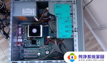 电脑被病毒入侵会怎么样 台式电脑显示器黑屏不亮的解决方法